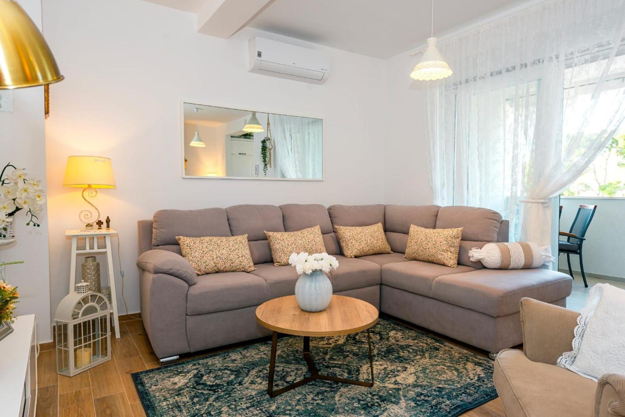 Apartment Apartman Mia Brodarica  Esterno foto